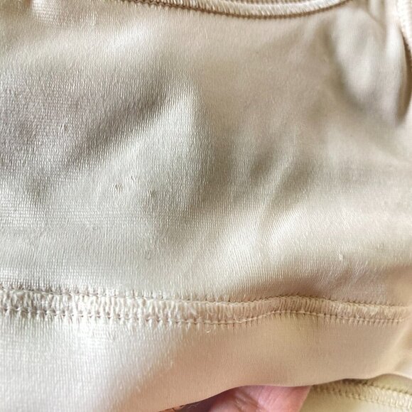 Bali Classic Support Bra Cool Comfort WireFree 36C Neutral, New w Minor Defects - Picture 6 of 6